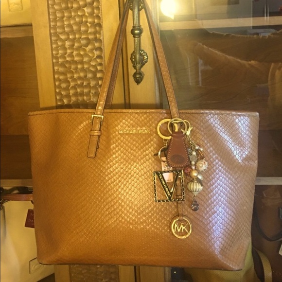 Michael Kors Handbags - Michael Kors large leather tote in faux snake skin